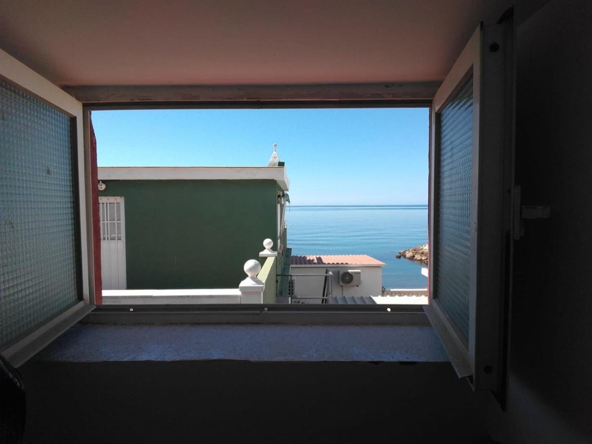 Malaga Beach And Sun Extérieur photo